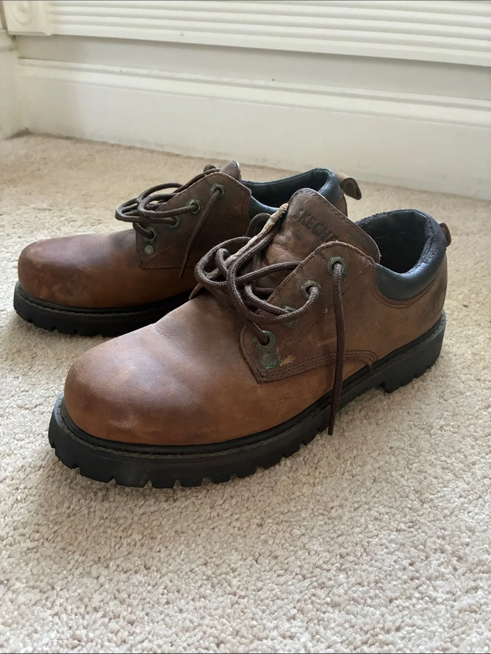 Sketchers Leather Work-Style Lace-Up Shoes